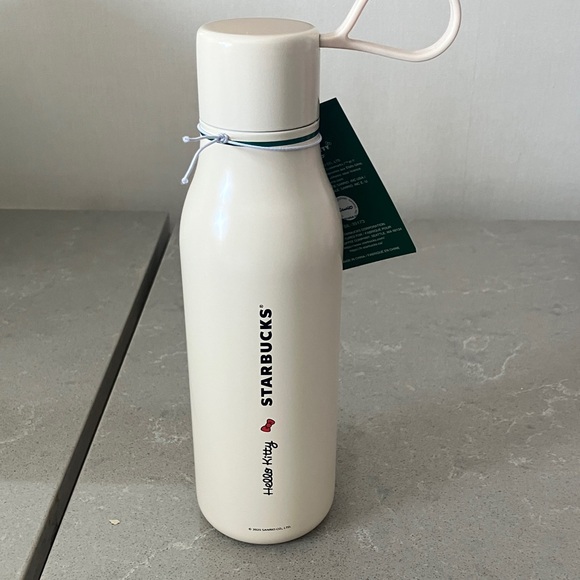 Hello Kitty X Starbucks Cream Bottle - Picture 4 of 5